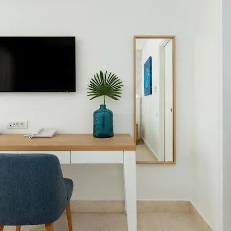 Blue Lagoon Queen אתר נופש Kalyves Polygyrou