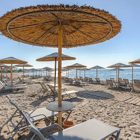 Blue Lagoon Queen منتجع *