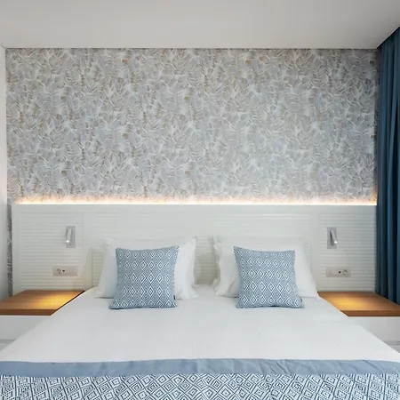 Resort Blue Lagoon Queen *