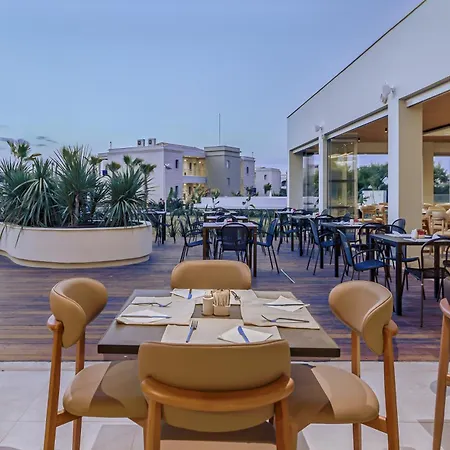 Blue Lagoon Queen * Kalyves Polygyrou