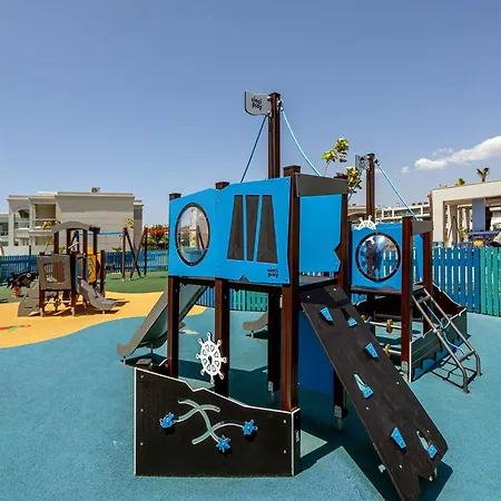 Blue Lagoon Queen Kalyves Polygyrou