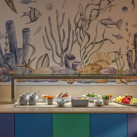 Blue Lagoon Queen Kalyves Polygyrou