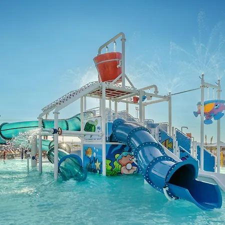 אתר נופש Blue Lagoon Queen Kalyves Polygyrou