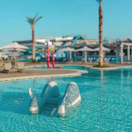 Blue Lagoon Queen * Kalyves Polygyrou