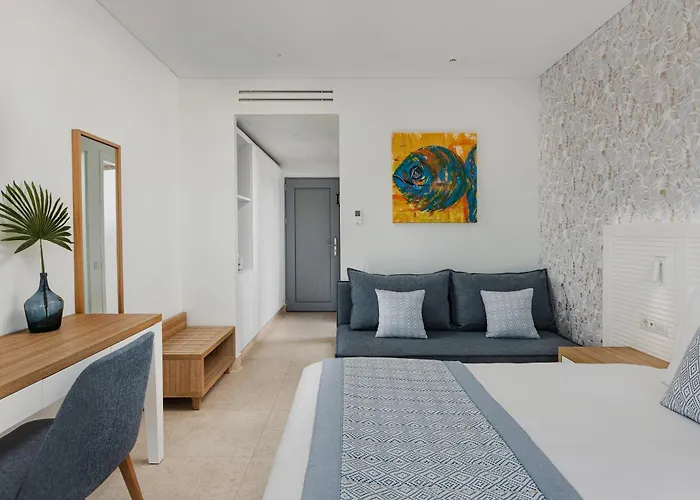 Resort Blue Lagoon Queen Kalyves Polygyrou