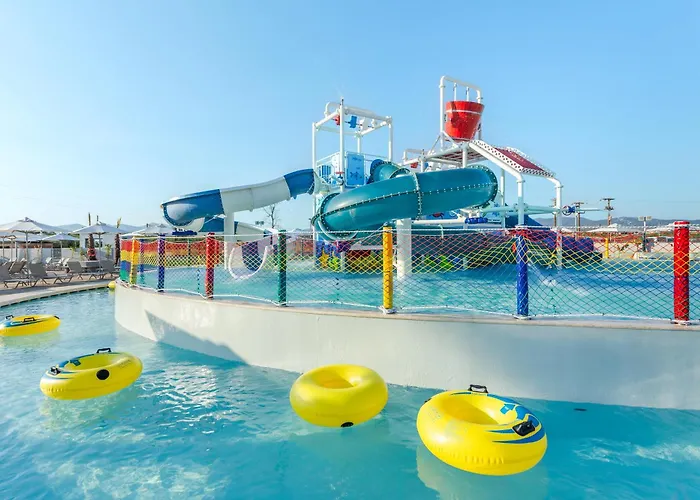 Resort Blue Lagoon Queen Kalyves Polygyrou