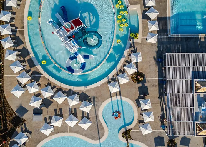 Resort Blue Lagoon Queen *