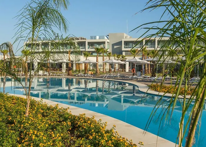 Resort Blue Lagoon Queen *